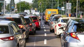 Polizei und Feuerwehr leiden unter Staus an der Elsenbrücke