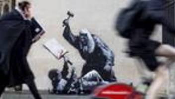 Streetart: Neues Wandbild von Banksy an Londoner Gerichtsgebäude entdeckt