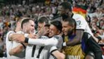Deutsche Nationalmannschaft: Kämpfen, Bolzen, Siegen