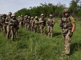 ukraine meldet geländegewinne: kiew sieht russische sommeroffensive ausgebremst