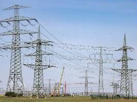 Kohle auf dem Vormarsch: Erneuerbare Energien liefern 2025 bisher weniger Strom