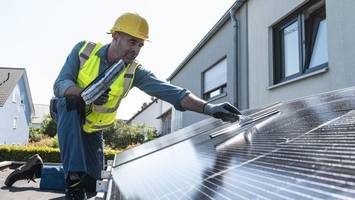 Pläne für Ende der Solar-Förderung: Experte schlägt Alarm