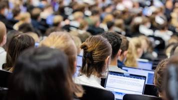 Wie Berlins Studierende stärker zur Kasse gebeten werden