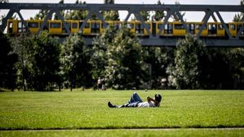 zum schulanfang lacht die sonne über berlin