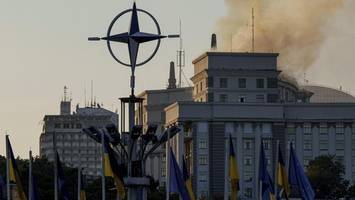 Ukraine erlebt Rekord-Angriff – Trump zu neuen Sanktionen bereit