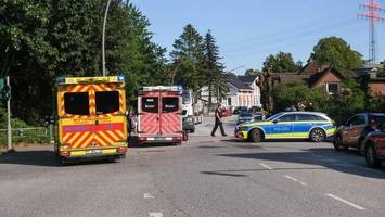 Autofahrerin fährt in Passantin – doch wer hat Schuld?