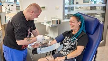 blutspenden mit wacken open air am sonnabend im uke