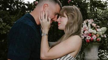 UhrenWoche: Taylor Swift im siebten Himmel – mit Cartier am Handgelenk