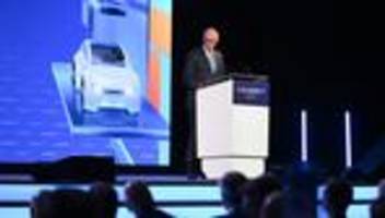 Automesse IAA: Friedrich Merz sieht Regierung an der Seite der Automobilindustrie