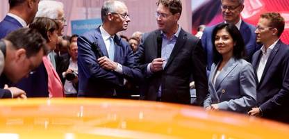 Mercedes-Chef bekommt Mercedes-Kofferraum nicht auf