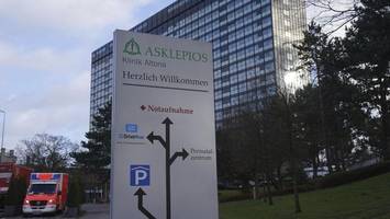 Angeschossener schreit vor Klinik um Hilfe – und schweigt zur Tat