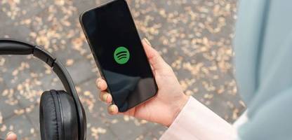 spotify: streamingdienst führt langersehnte »lossless«-funktion ein