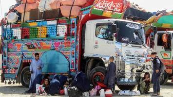 Pakistan: 600 Afghanen festgenommen – Lage für Ortskräfte spitzt sich zu