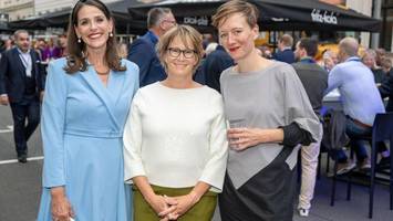 „Dickes B“ und die Spice Girls: So feiert Hamburg in Berlin