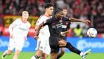 Bundesliga, 3. Spieltag – Freitag: Leverkusen gewinnt in doppelter Unterzahl gegen Eintracht Frankfurt
