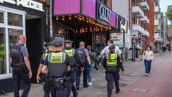 Shishabars in Wandsbek: Wenn Polizei, Zoll und Bezirk anklopfen
