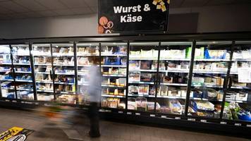 Inflationsrate: Verbraucher kaufen wegen teurer Lebensmittel anders ein