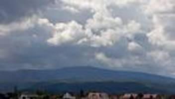 Wetterausblick: Wechselhaftes Spätsommerwetter am Wochenende erwartet