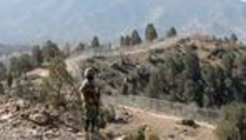 Pakistan: Mindestens zwölf pakistanische Soldaten bei Talibanangriff getötet
