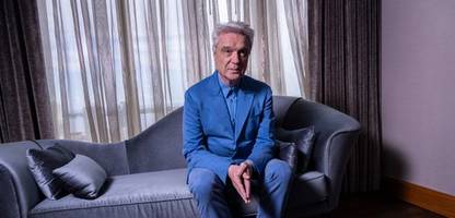 David Byrne im Interview: »Manchmal wache ich mitten in der Nacht von meinen Alpträumen auf«