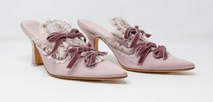 Marie Antoinette und die Mode: Ausstellung im Victoria & Albert Museum in London