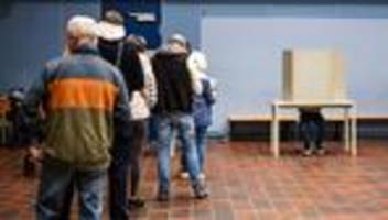 nordrhein-westfalen: beteiligung bei nrw-kommunalwahl am mittag leicht höher als 2020