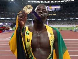 100 Meter zurück auf Jamaika: Oblique Seville stößt USA und Noah Lyles vom Sprint-Podest