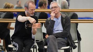Ballettwerkstatt: Eine Probe wie eine Umarmung für John Neumeie