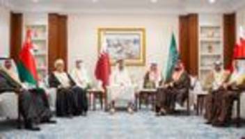 Katar: Sondergipfel in Doha spricht sich für Waffenembargo gegen Israel aus