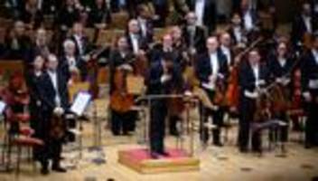 Musik: Nach Absage in Belgien: Dirigent Shani in Berlin gefeiert