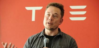 Elon Musk kauft Tesla-Aktien im Wert von einer Milliarde Dollar
