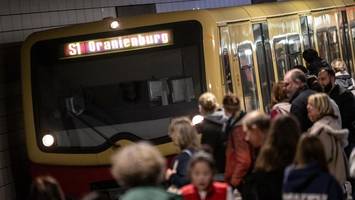 s1 weiter gestört – fahrgäste brauchen geduld