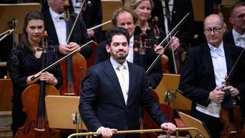 Lahav Shani: Solidaritätskonzert unter Polizeischutz