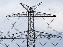 Bundespolitik: Merz stützt Reiche: Wir werden die Energiepolitik korrigieren