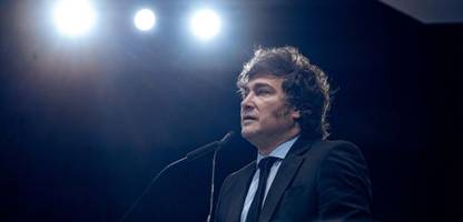 Argentinien: Javier Milei verspricht höhere Sozialausgaben