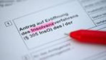 insolvenzen: mehr firmen und verbraucher in thüringen melden insolvenz an
