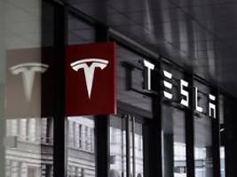 15-Jähriger starb bei Kollision: Tesla einigt sich außergerichtlich nach tödlichem Autopilot-Unfall