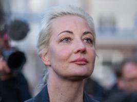 Russischer Oppositioneller: Nawalnys Witwe: Mein Mann wurde vergiftet