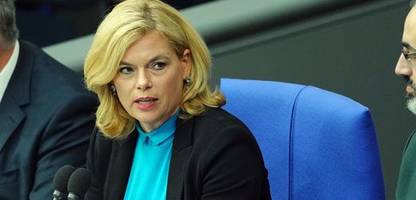 julia klöckner: sicherheitsbedenken führen zu hausausweis-verweigerung für afd-mitarbeiter