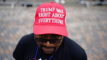 US-Starautor in Hamburg: „Leicht, Trump zum Buhmann zu machen“