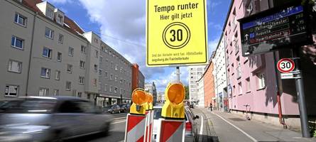 Wie der erste Tag mit Tempo 30 im Augsburger Zentrum lief