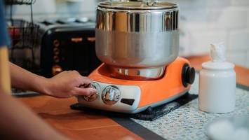 Küchenmaschinen im Test: Thermomix nur knapp vor Discounter