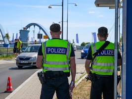 flucht und migration: asylsuchende müssen fluchtgründe nicht beweisen