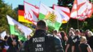 christopher street day: csd in döbeln - ermittlungen nach hitlergruß