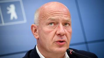 berlin-mitte: hofjägerallee soll helmut-kohl-allee werden