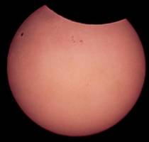 Partielle Sonnenfinsternis am Sonntag: Hier ist sie zu sehen