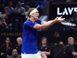 Schlägerwurf und großer Frust: Zverev steht beim Laver Cup vollkommen neben sich