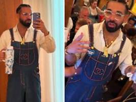 Too hot to Hendl: Drake sorgt beim Oktoberfest mit speziellem Outfit für Aufsehen