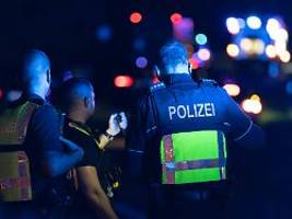Vorfall in Thüringen: Autofahrer steuert auf Besucher von Kirmes zu - fünf Verletzte