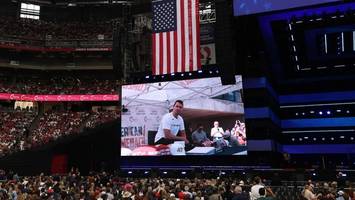 trauerfeier für maga-influencer: charlie kirk – gefeiert wie ein gott